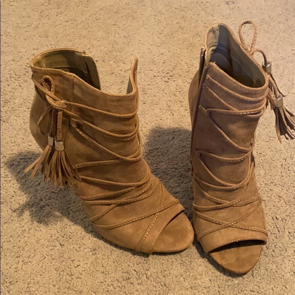 Madden Girl peep toe bootie